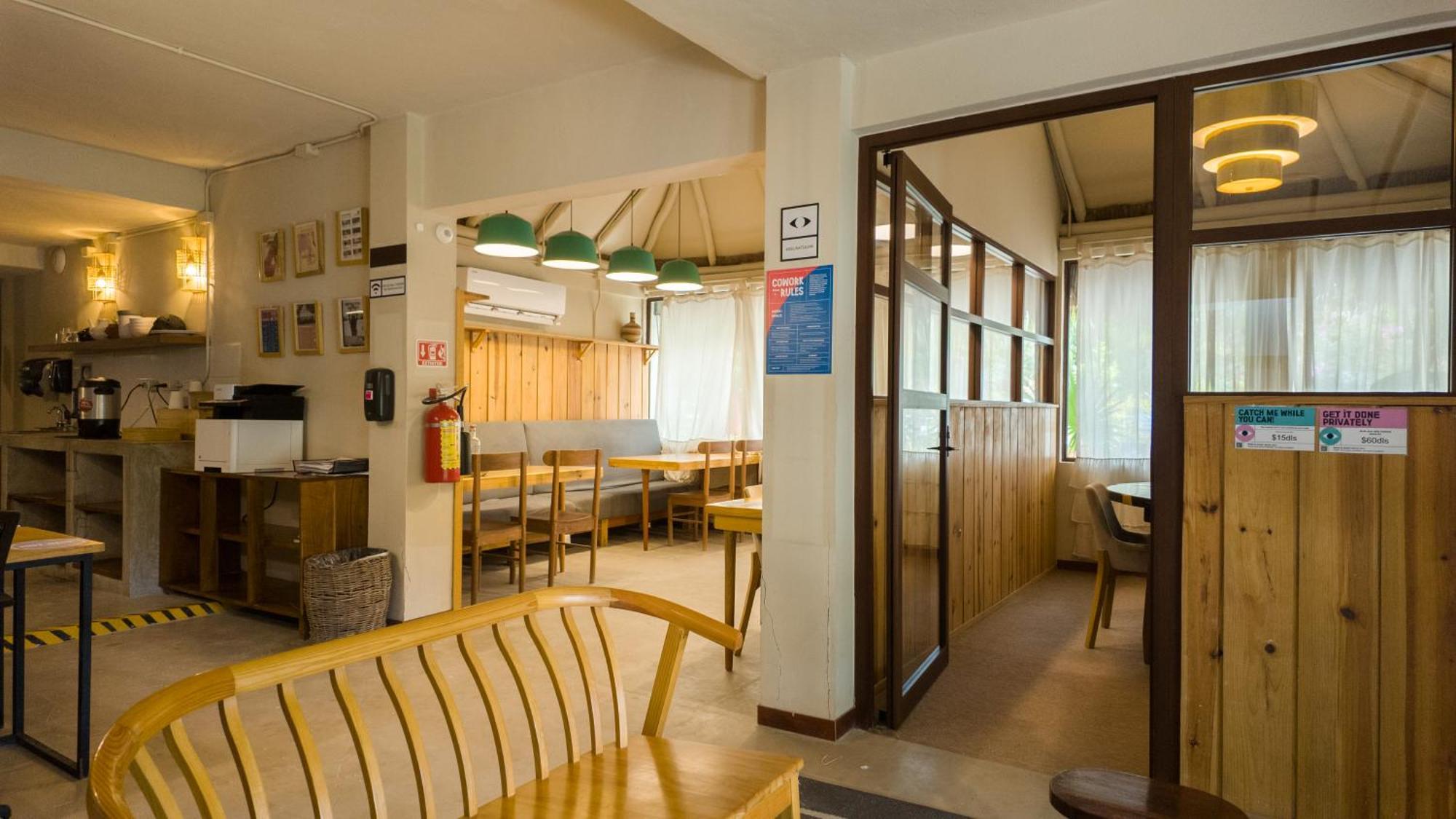 Hotel Cabanas Los Lirios 툴룸 외부 사진