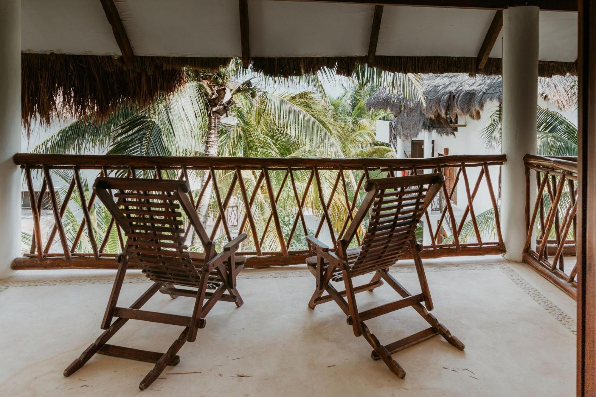Hotel Cabanas Los Lirios 툴룸 외부 사진